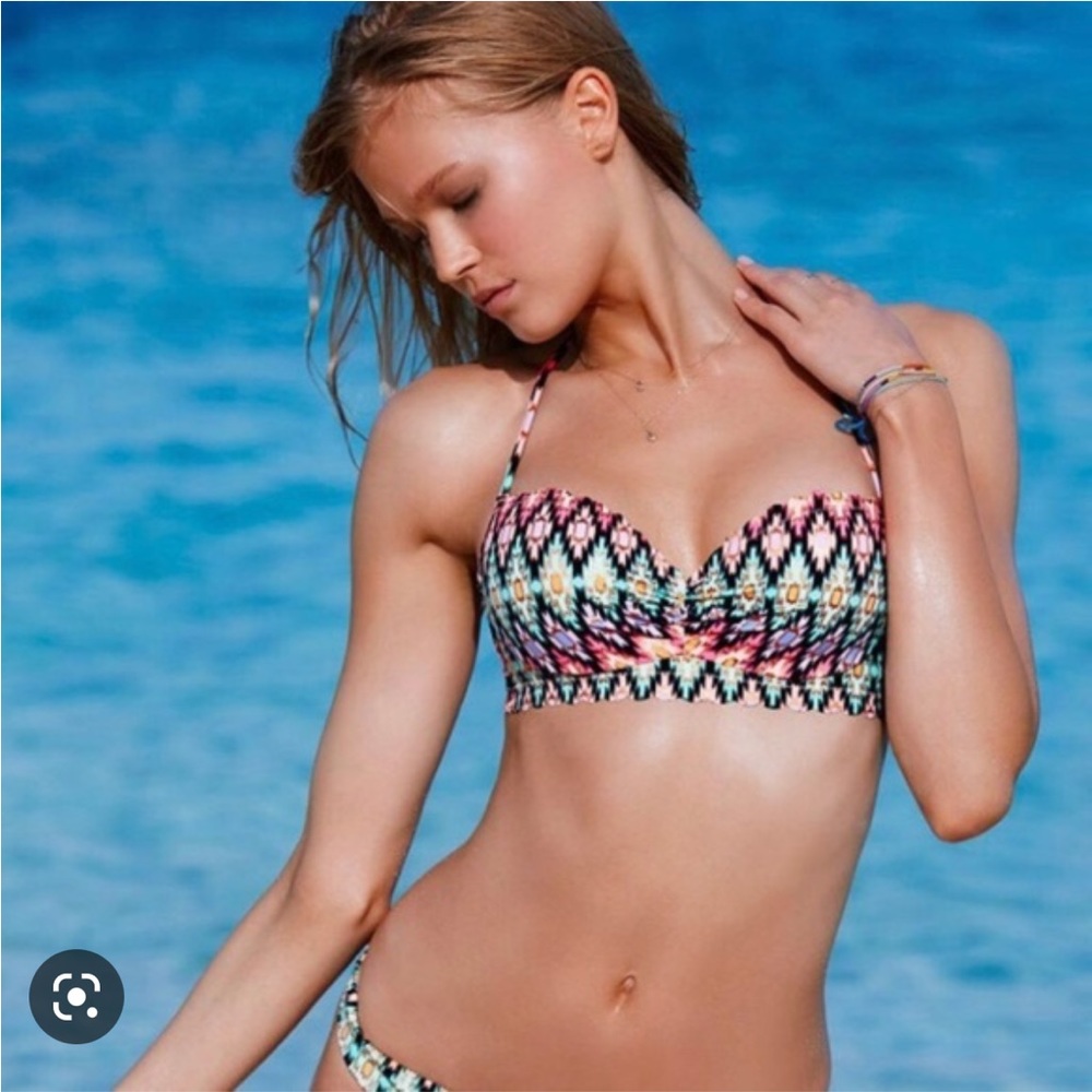 Victoria’s Secret Ikat get away halter 36DD bikini top